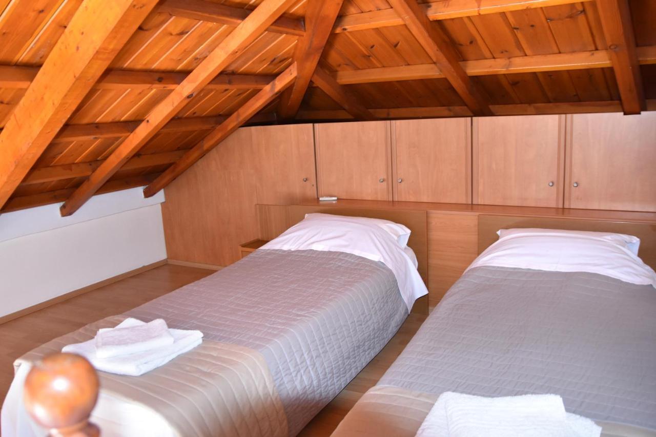 Irides Apartments Megalochori  외부 사진