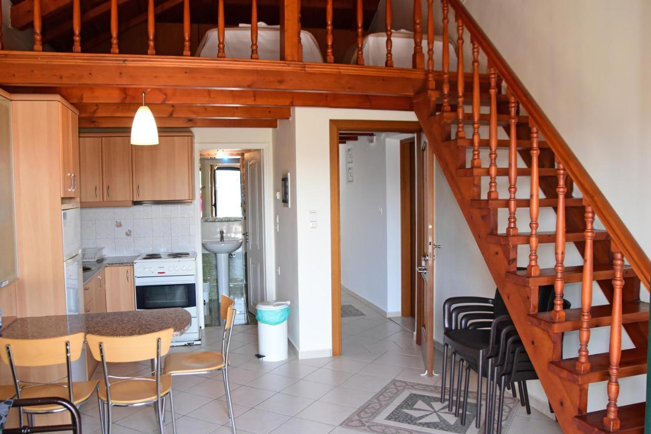 Irides Apartments Megalochori  외부 사진