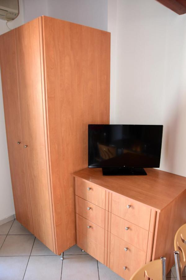 Irides Apartments Megalochori  외부 사진